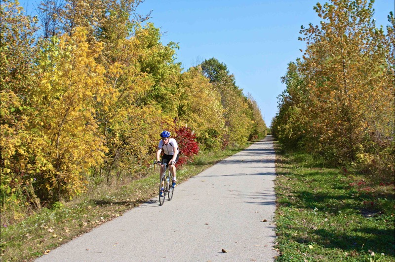 Macomb Orchard Trail
